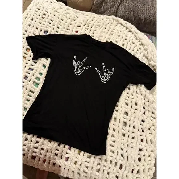 NWOT Oversized Tee Skeleton Grunge Rocker Tee Size L Black - Picture 2 of 4